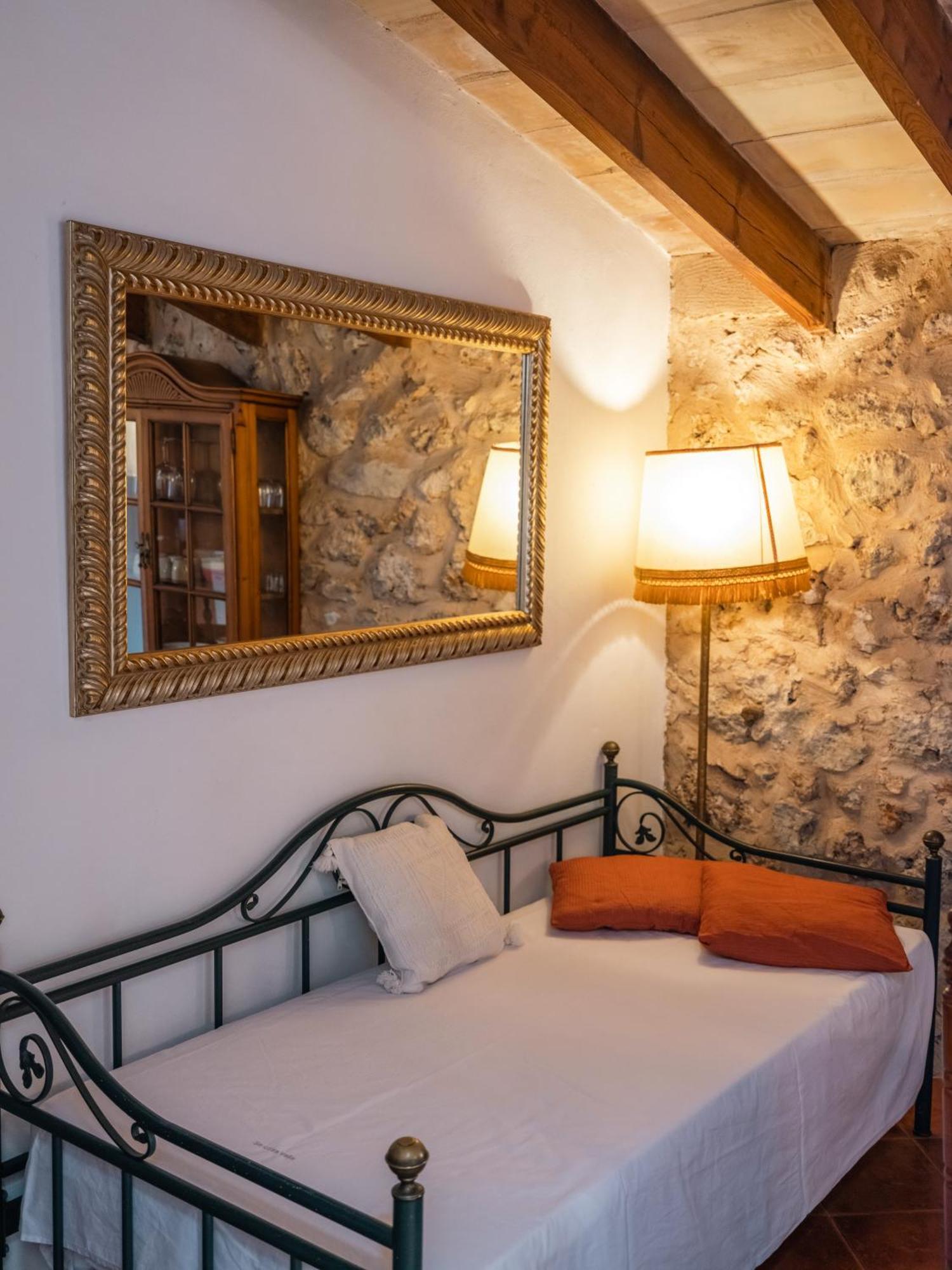 Finca Sa Cova Vella Manacor  Buitenkant foto